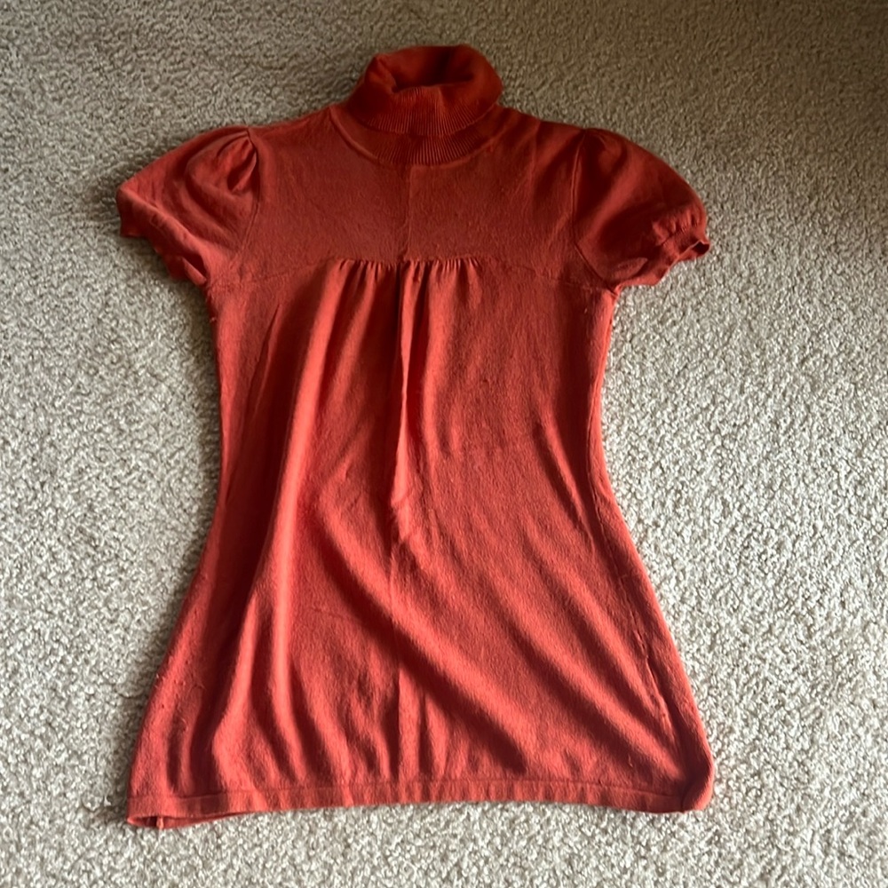 Orange, short sleeve turtleneck light sweater